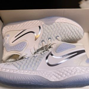 Nike KD Trey five VIII